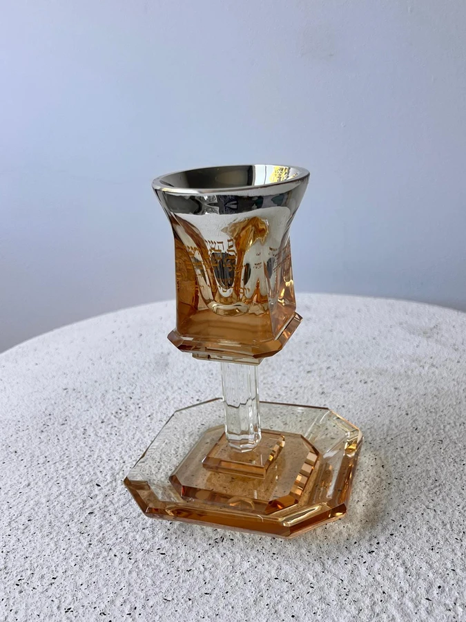 כוס קידוש קריסטלית מוזהבת